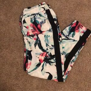 White House black market pants